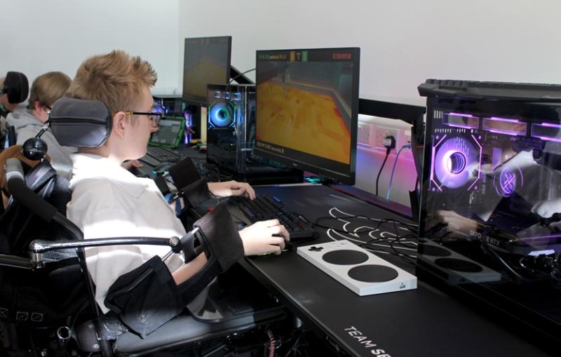 Treloar's students playing computer games.