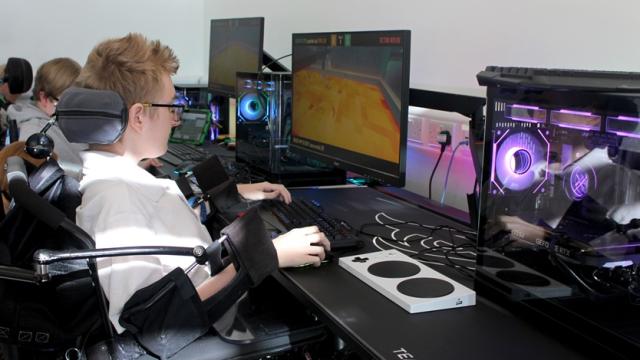 Treloar's students playing computer games.