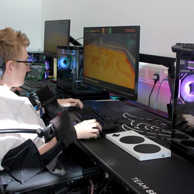 Treloar's students playing computer games.